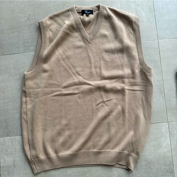 UNI (3) 100% Cotton Sweater Vests - L - Picture 4 of 7